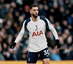 半场战报-波尔津吉斯17+6 杜兰特20分 绿军13记三分领先太阳19分